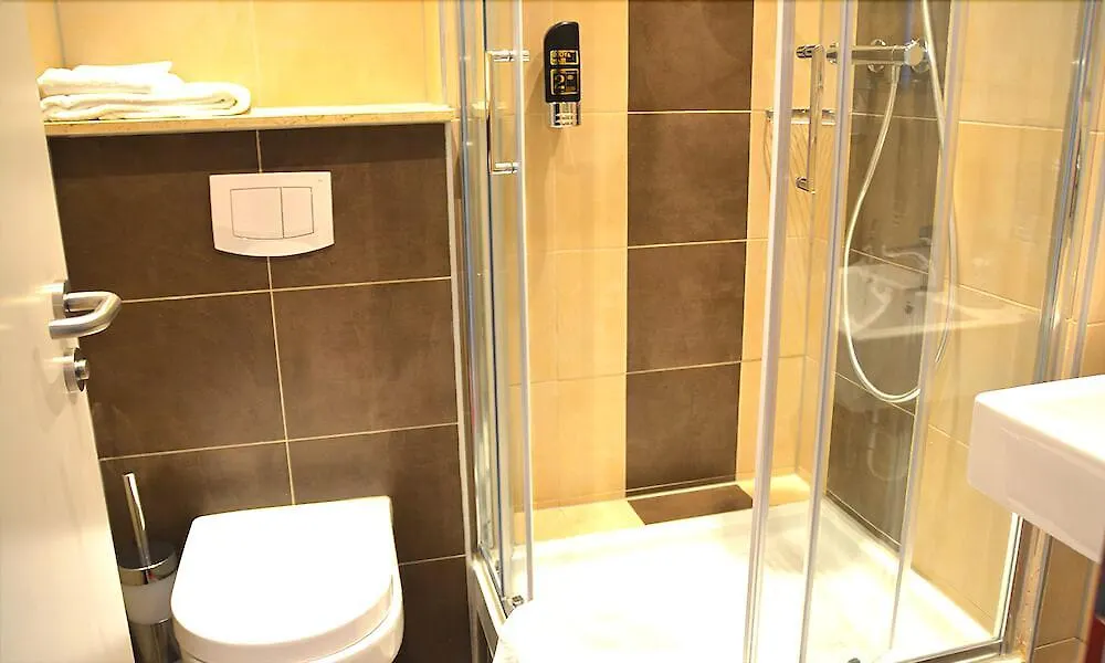 מלון המבורג Altstadthotel Harburg